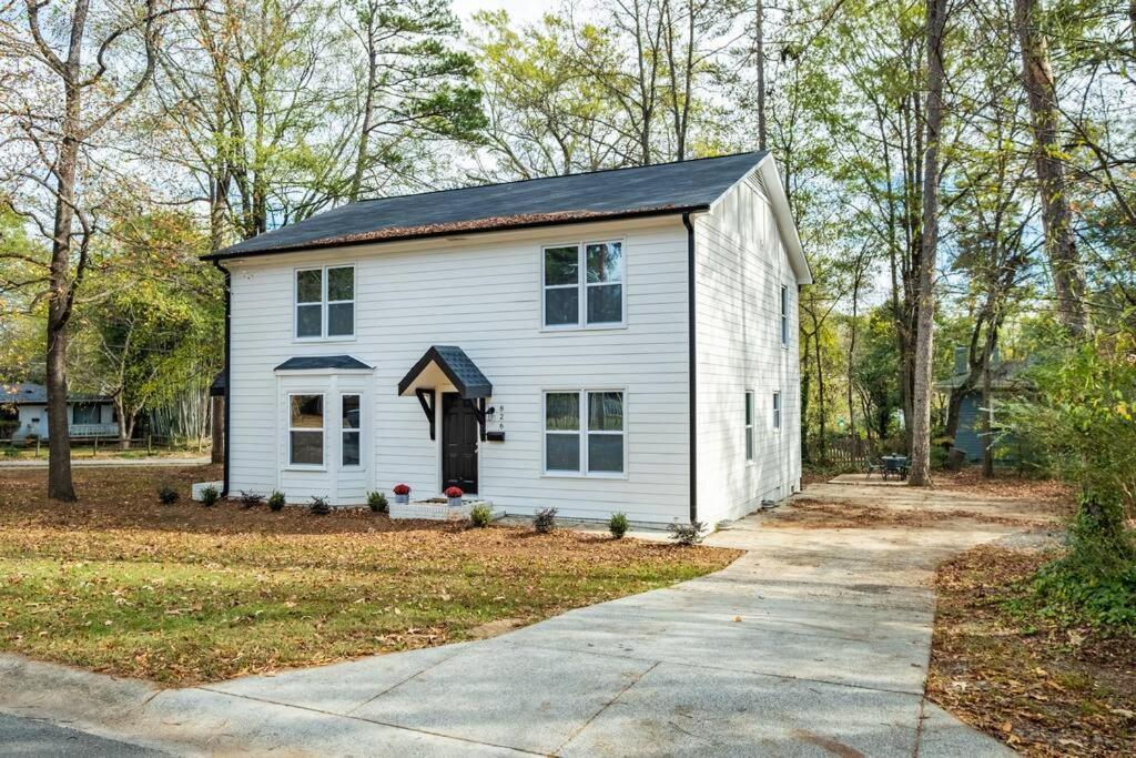 Modern Stunning Southpark/cotswold Home! Hébergement de vacances *